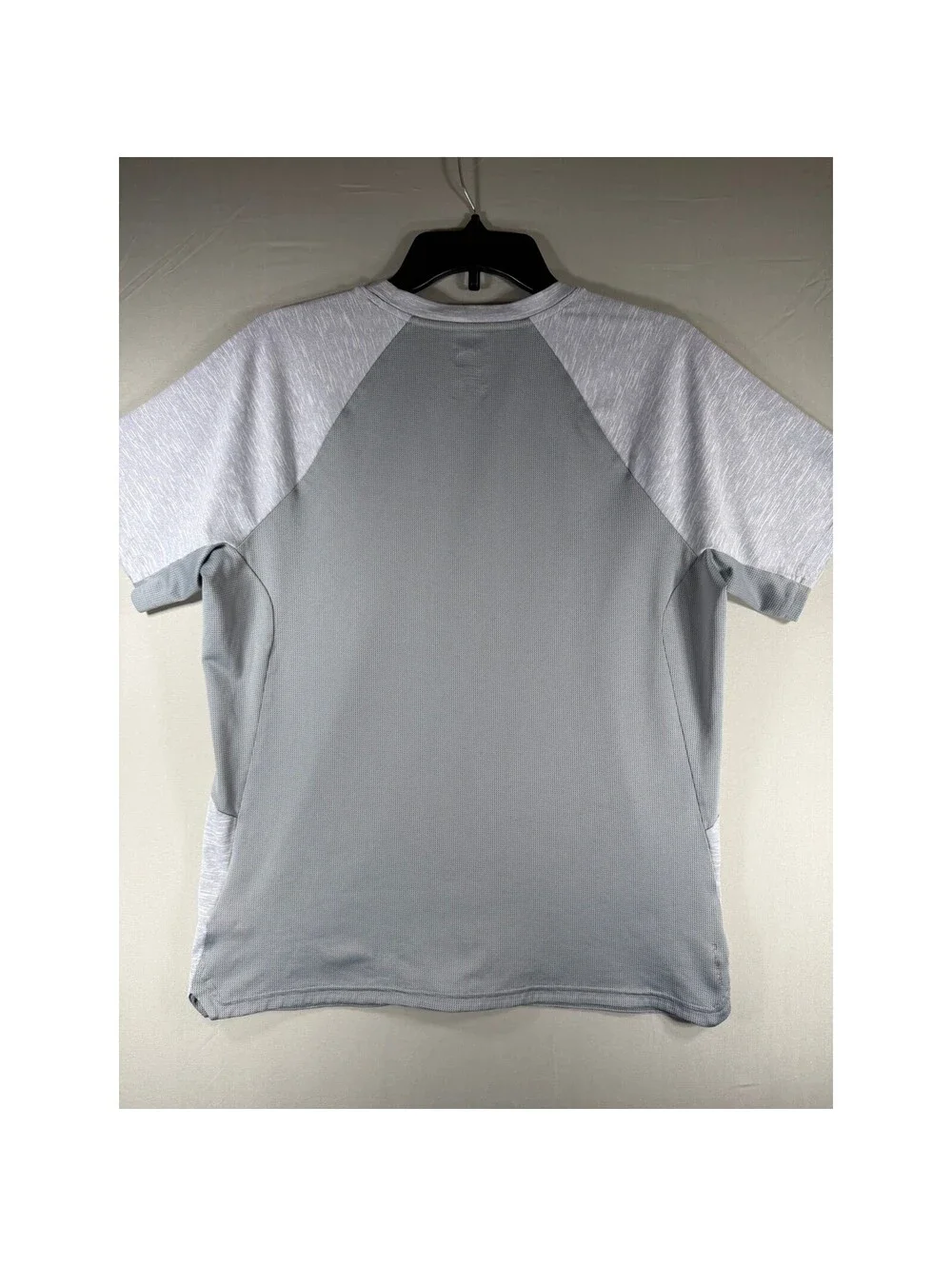 The North Face Mens FlashDry Gray Heather Performance Short Sleeve T-Shirt Med